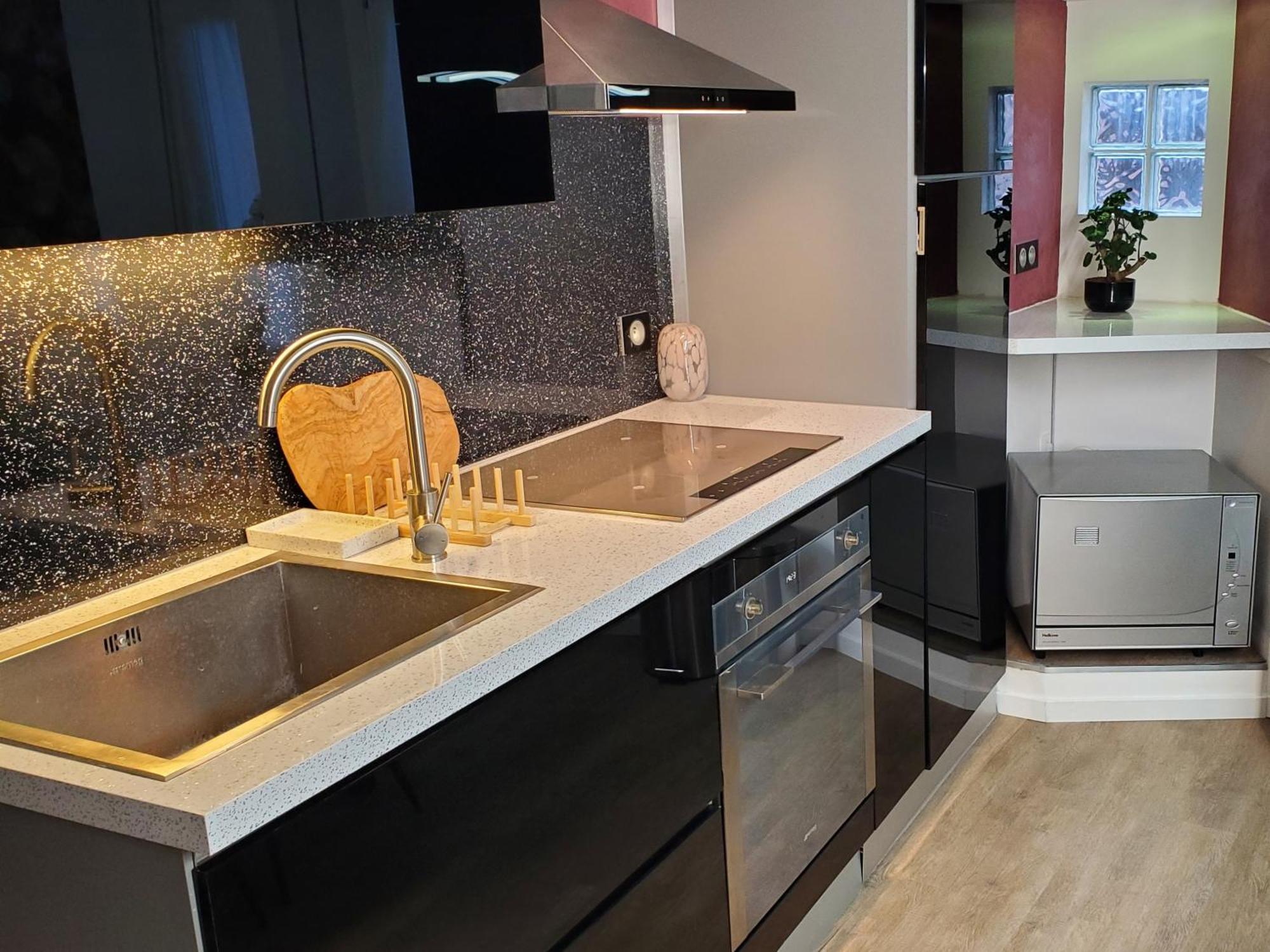 Mirka & Franck Apartment Chic 4 Stars Parking Free Colmar Eksteriør billede